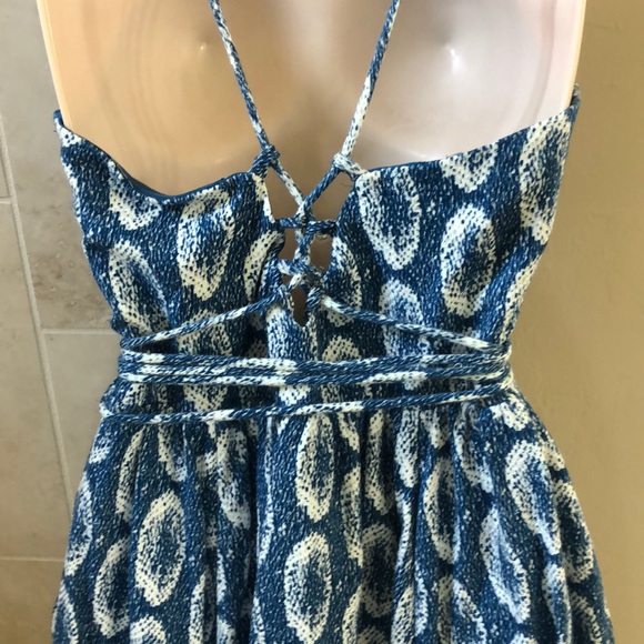 Dress - Picture 4 of 4